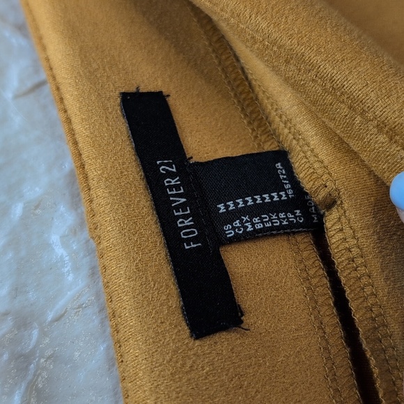 297-Forever 21 Mustard Yellow Women's Skirt - Picture 2 of 5